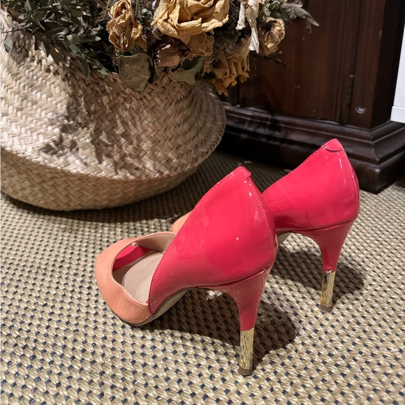 Pink / peach Guess peep toe heels - Picture 2 of 4